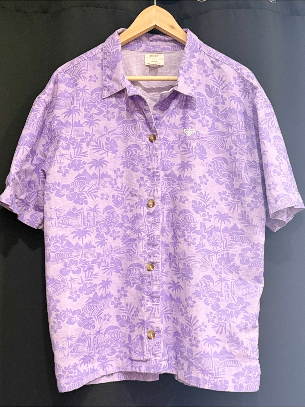 Roxy Surf.Kind.Kate. Women’s Size L - Purple Rose Surf Friends Button Down